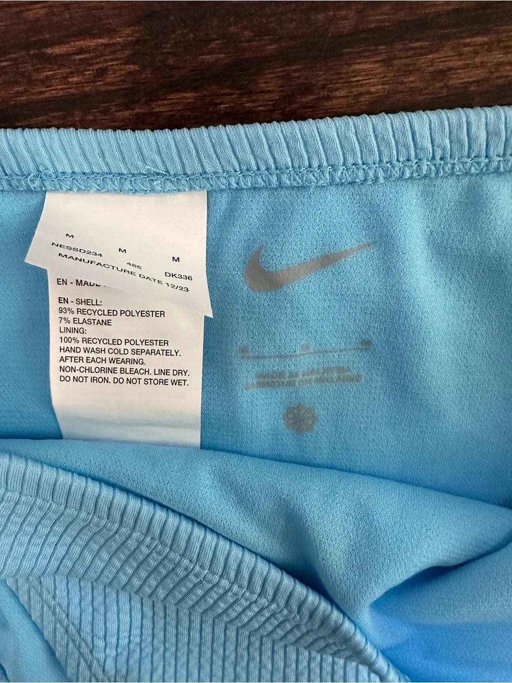 NWT Nike Move to Zero textured swim bottom, size M